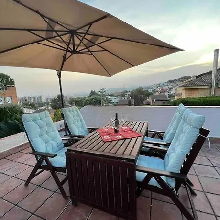 Casa Familiar En La Playa Con Piscina Feriehus