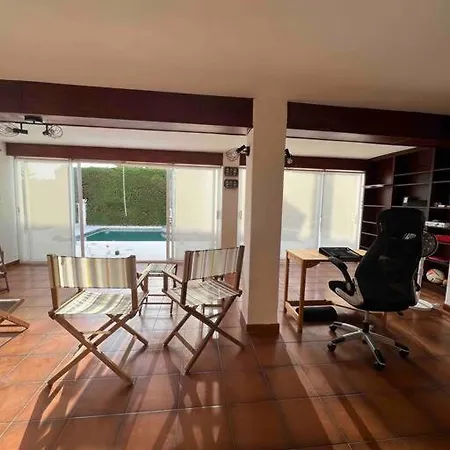 Casa Familiar En La Playa Con Piscina *